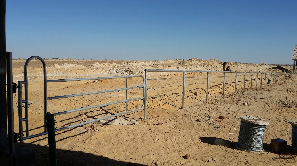 Adjustable & Bi-Fold Livestock Gates | VES-Artex